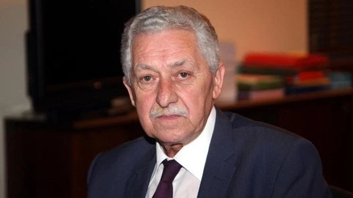 Πανηγυρίζει και ο κυρ Φώτης για την εθνική μειοδοσία: «Συμφέρουσα η συμφωνία για το Σκοπιανό» (βίντεο)